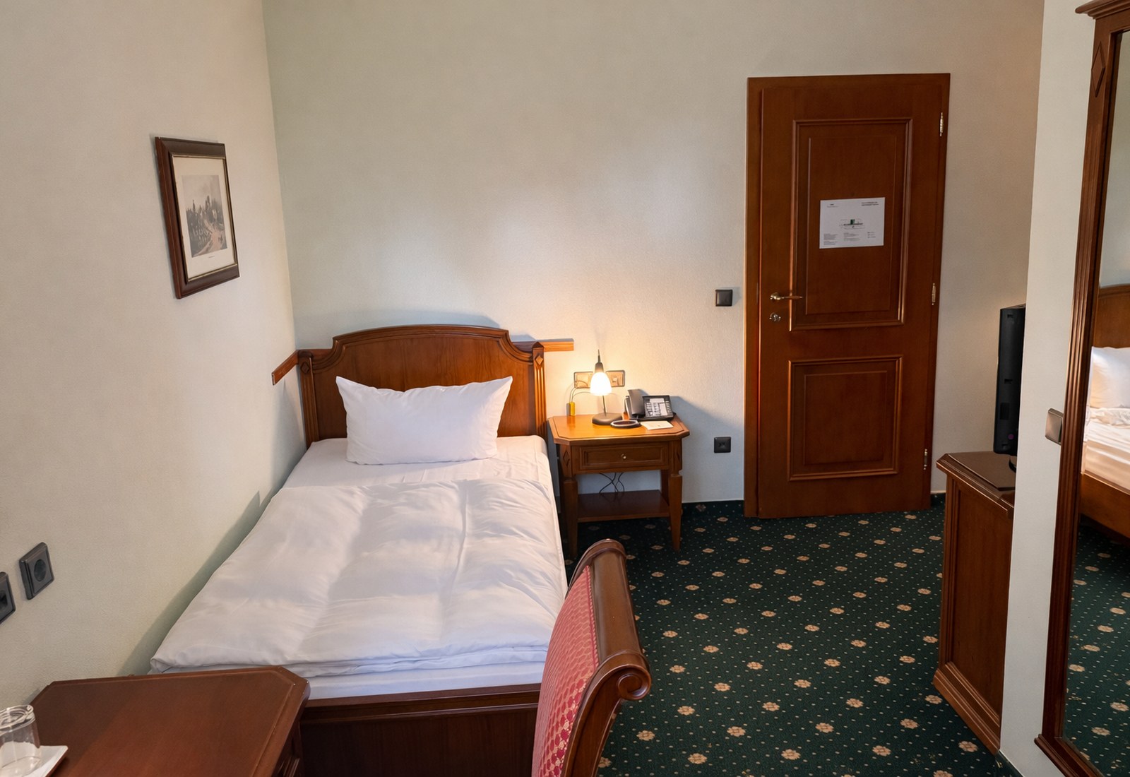 Einzelzimmer im Schlossparkhotel Schkopau